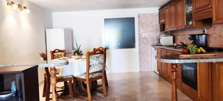 Holiday Home Makarska Eksteriør billede